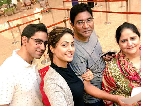 hina khan family photo