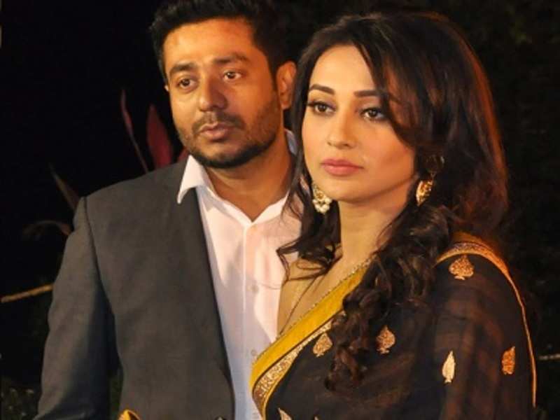 mimi chakraborty and raj chakraborty