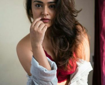 apoorva arora hot