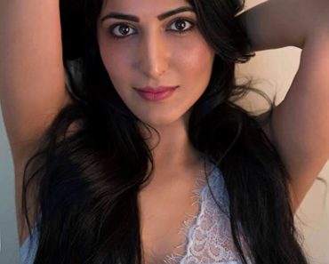 Eisha Chopra wiki