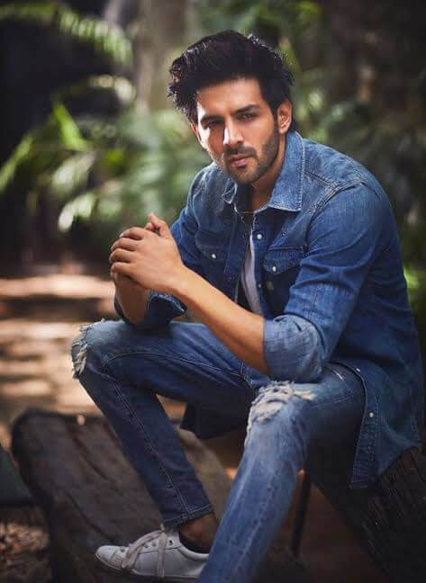 Kartik Aaryan Wiki, Age, Girlfriend, Family, Net worth and Biography