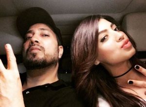 Akanksha Puri Wiki, Age, Biography, Height, Boyfriend & Networth