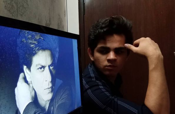 Siddharth with Shahrukh Khan