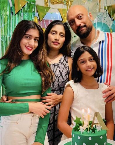 Aadhya Anand with Father and Mother