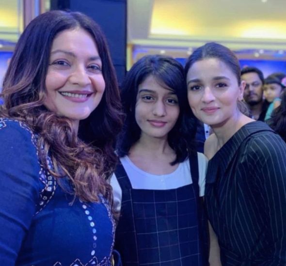 Aadhya Anand with Pooja and Alia Bhatt