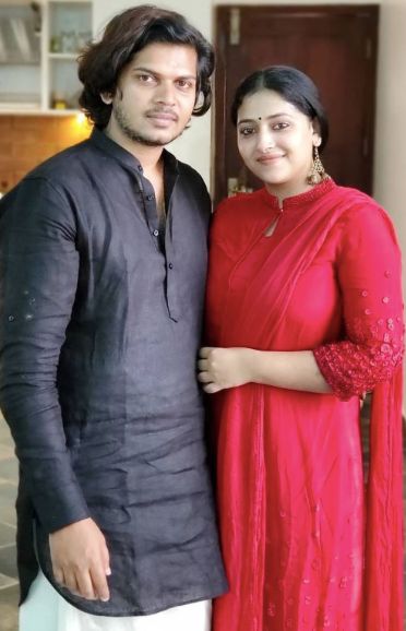 Anu Sithara with Husband