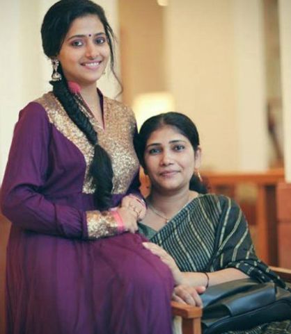 Anu Sithara with Mother