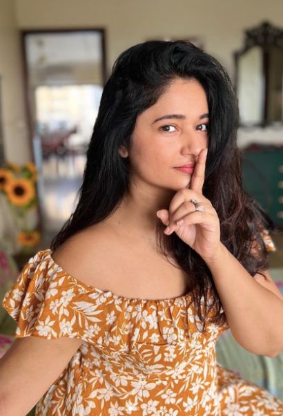 Poonam Bajwa wiki