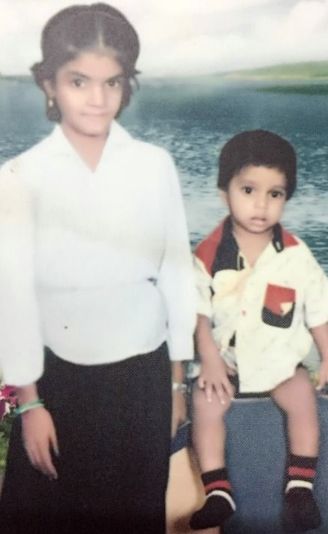 Subi Suresh childhood photo
