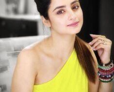 Madirakshi Mundle Wiki