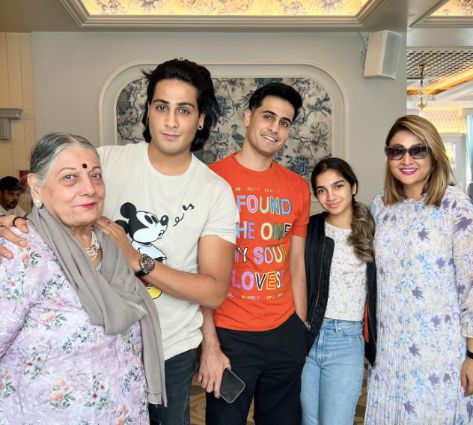 Urvashi with Mother and Brothers